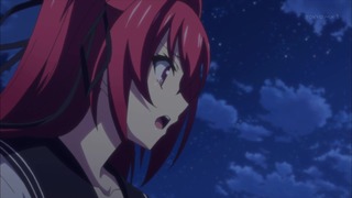 586