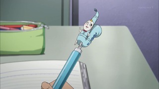 912