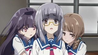 cap (128)