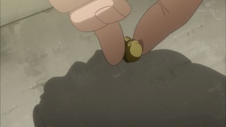 513