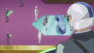 cap (112)