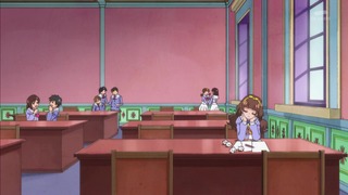607