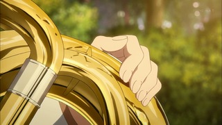 608
