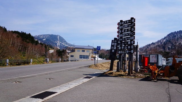 7A370D4B-D241-455C-B21C-C96E7B952D5D