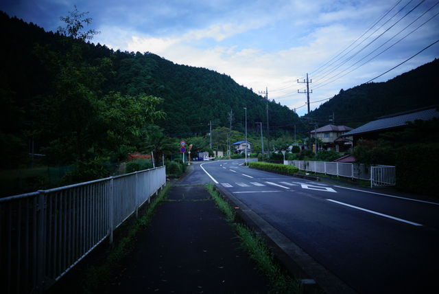 50EBBB33-C127-4E20-87BA-A21C70292036