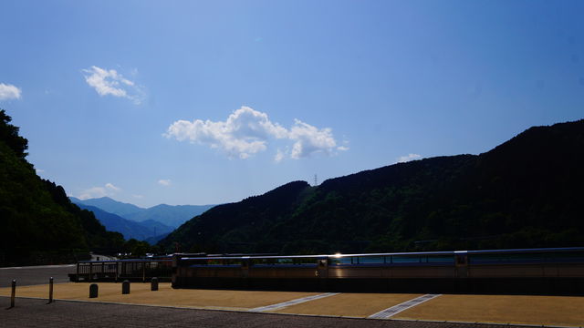 87557EB4-A39E-44F4-9503-C3C29B27951C