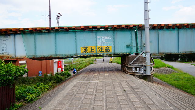 73ED97EA-6276-4883-9A91-C9AD2648CB5C