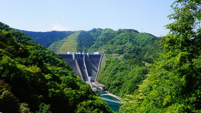 8005AC72-D14A-4822-AC8A-5101B8F4767D