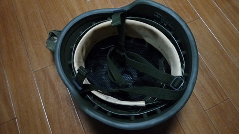 ヘルメット内部
