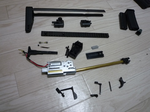 マルイ電動MP7のパーツ達