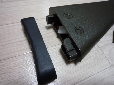 バットプレート取り外した図