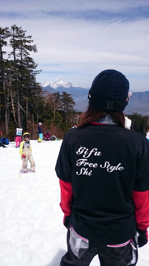 岐阜県スキー連盟フリースタイル部のTシャツの画像