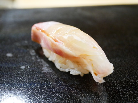 P1470867
