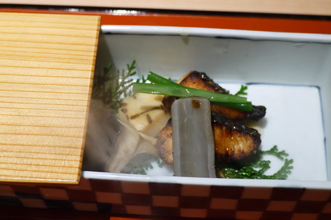 P1810094