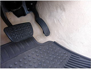 07-08-15-es-350-floor-mats[1]1