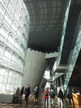 dentro del museo