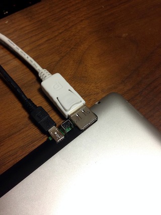 iPad3-RetinaDisplay-DisplayPort-Adapter-3