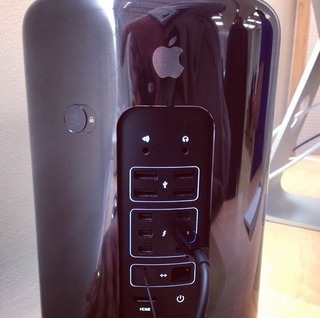 Apple-Retail-Store-MacPro-Late2013-LAN-Lock-img2