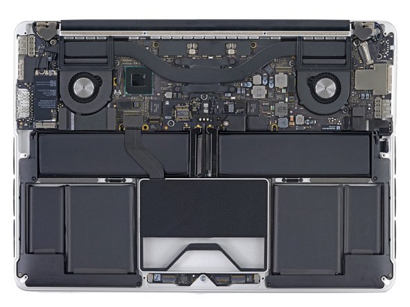 MacBook Pro Retinaの背面