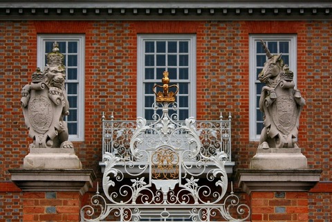 governors-palace-58549_1280