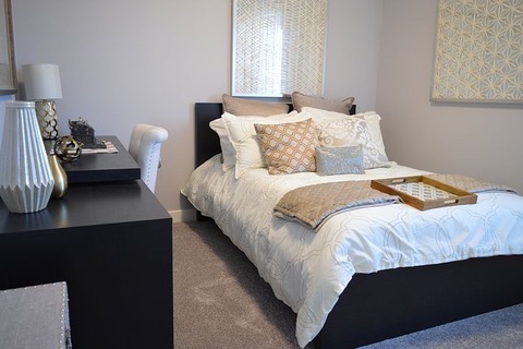 bedroom-1078890__480