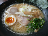 弾岩ラーメン-とんこつ醤油(大盛)+半熟味玉