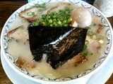 ぞんたく-白とんこつチャーシュー+味玉