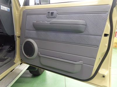 ランクル70 ロックフォードスピーカー&ウーファー&エンスタ ランクル70 ロックフォードスピーカー&ウーファー&エンスタ