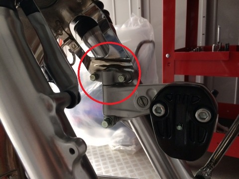 CB750Four レストア日記 フロントフェンダー取付 追記