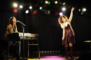 arelive100303