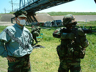 2004_0425_120702AA
