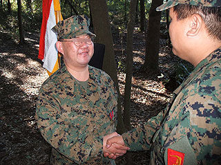2004_1128_112016AA