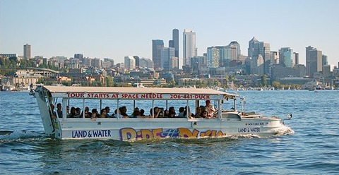 OnLakeUnion_Duck-Skyline-263464_x