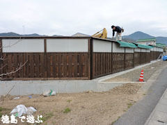 バルトロケ村 建設中