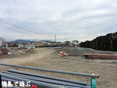 バルトロケ村 建設中