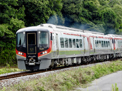 徳島県鳴門市 高徳線 JR四国 2600系 営業運転 上り 1番列車