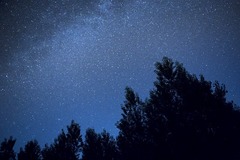 新月の夜空