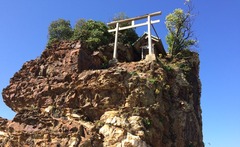 弁天岩