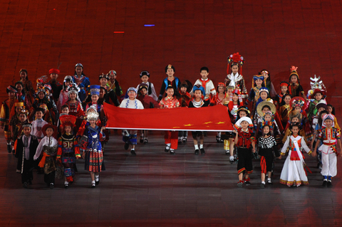 北京オリンピック開会式民族衣装３