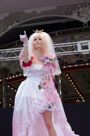 110614-cure-show2-56