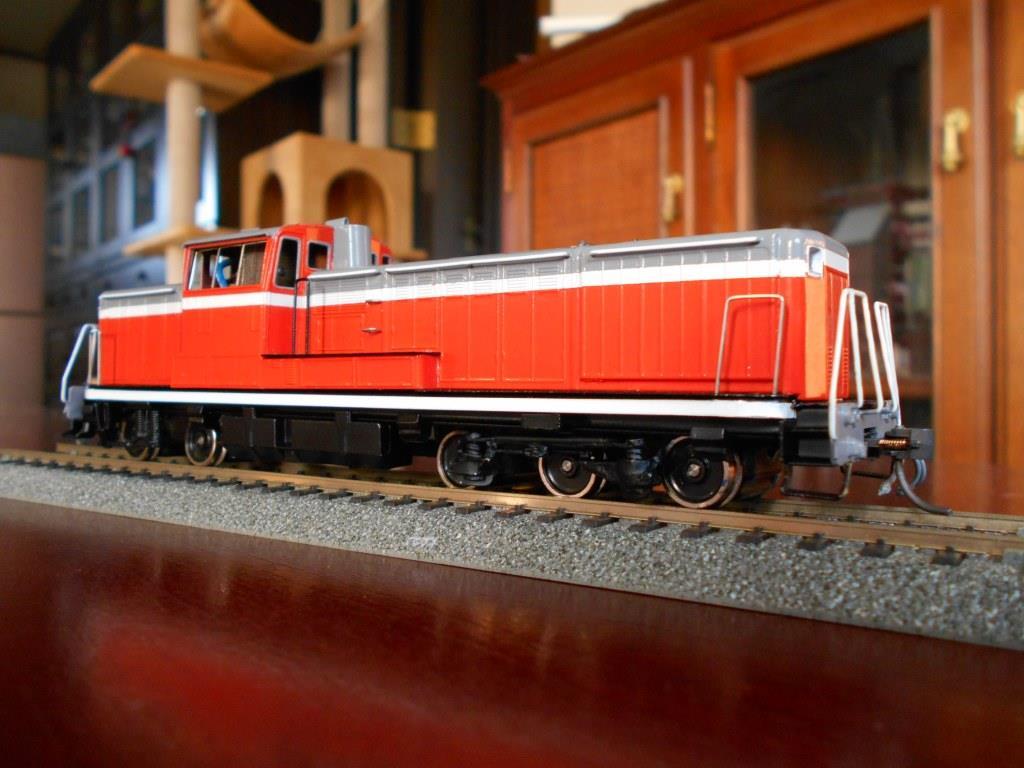 DE10，珊瑚、動作確認済み、ディーゼル車、HOゲージ DE10，珊瑚、動作確認済み、ディーゼル車、HOゲージ