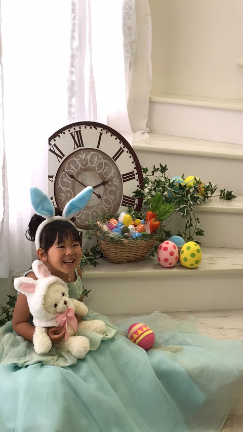 DBC093D2-6472-48B3-BAA0-3476910566A9