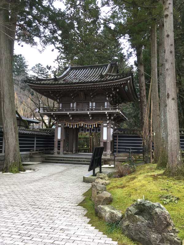 那谷寺