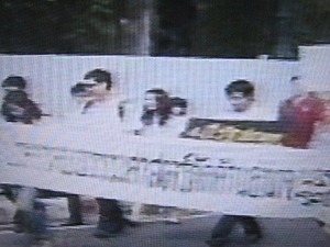 2005「はた行進」