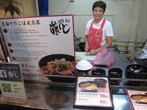 2583屋台のおばちゃん