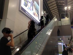 空港に見送り
