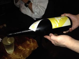 一盃目は超辛口の三重錦
