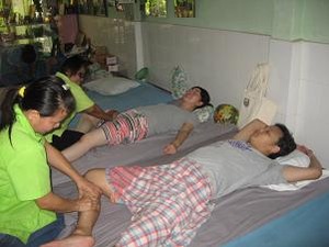 旦那は爆睡
