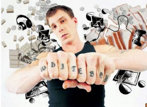 bad_tattoos_on_celebrities_640_23