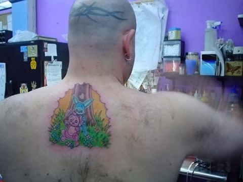 you_would_never_guess_what_tat_this_guy_has_640_06